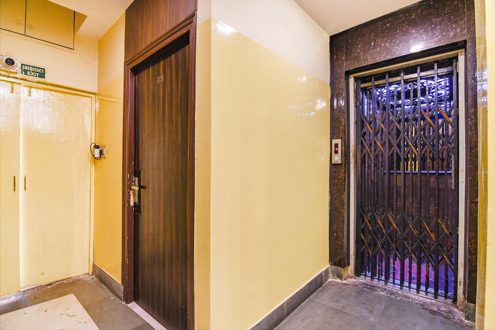 Fabhotel Aayash - Nr City Center Metro Station Calcutá Exterior foto
